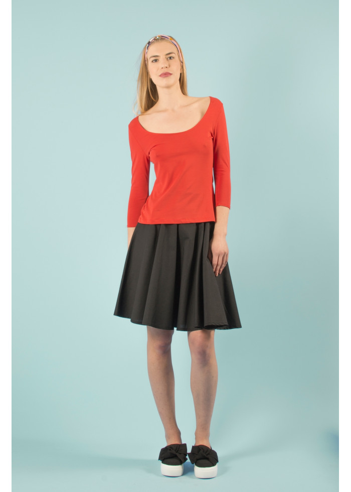 Top Lula moulant bio rouge tangerine de qualité Décolleté dos nu danseuse manches 3/4. Mode eco-responsable vegan made in France
