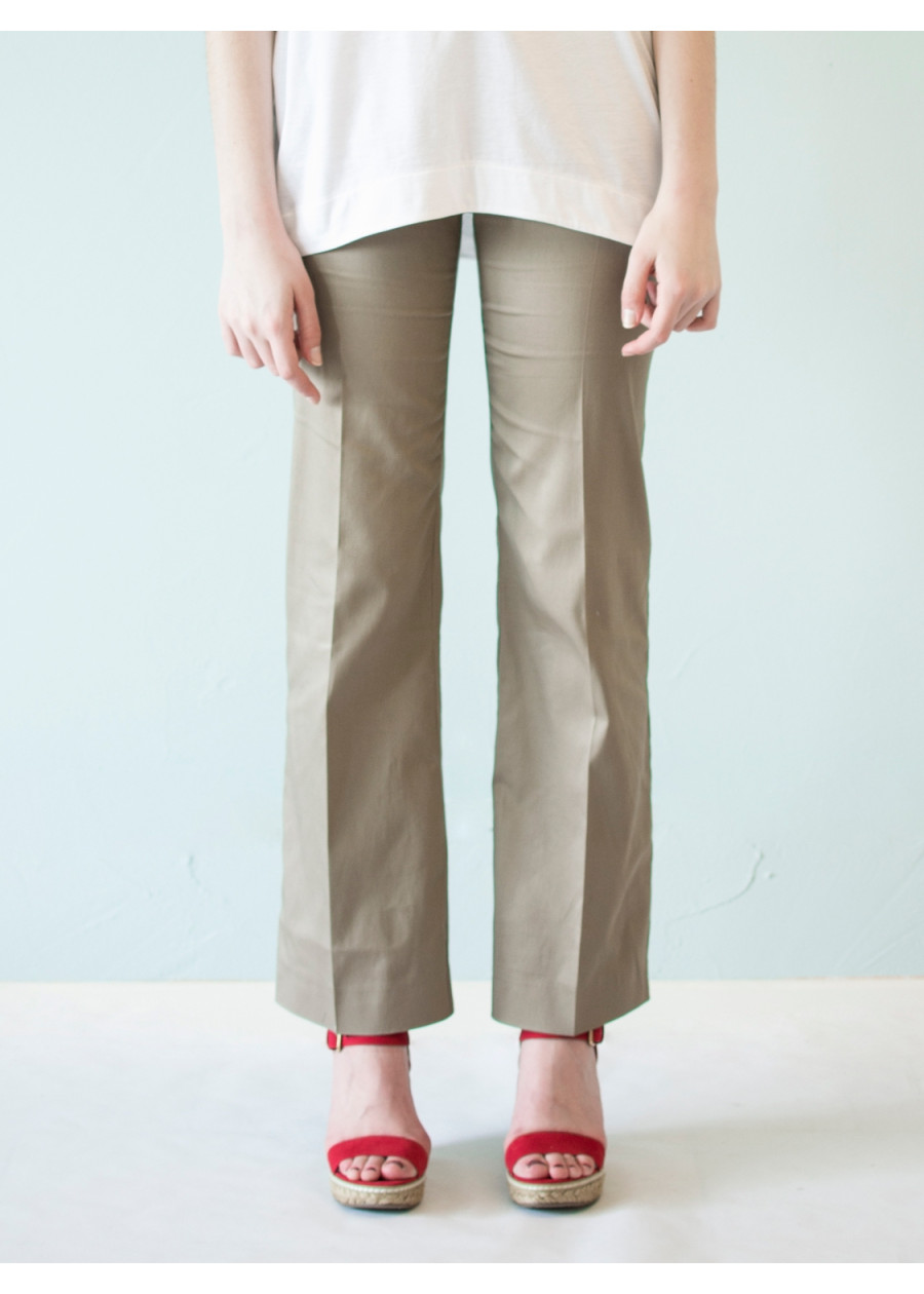 Pantalon tailleur Clara ample en satin de coton bio kaki beige