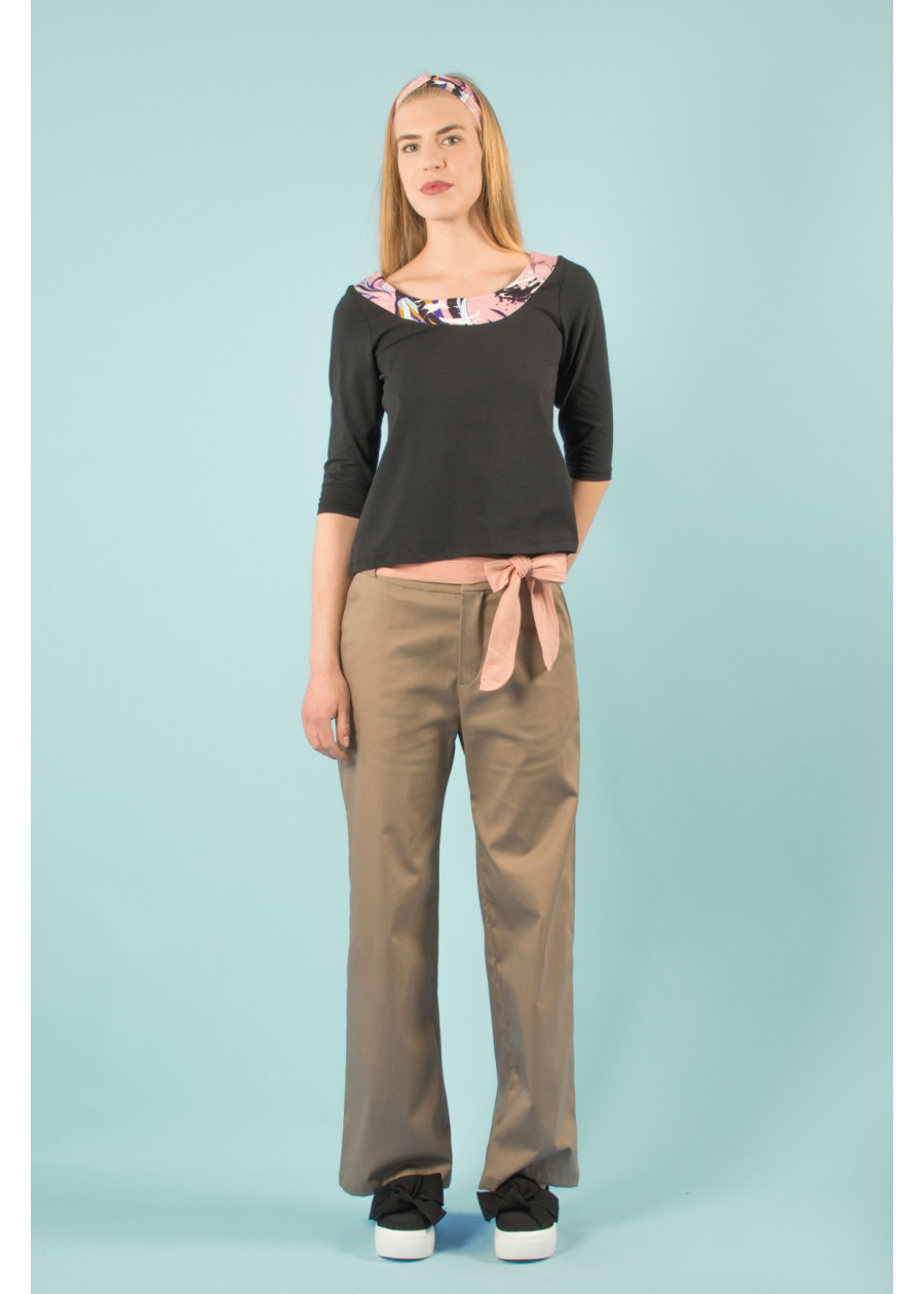 Top bio col rond imprimé rose noir de qualité, motif vague de Kanagawa d'Hokusai et flamant rose. Ethique vegan made in France