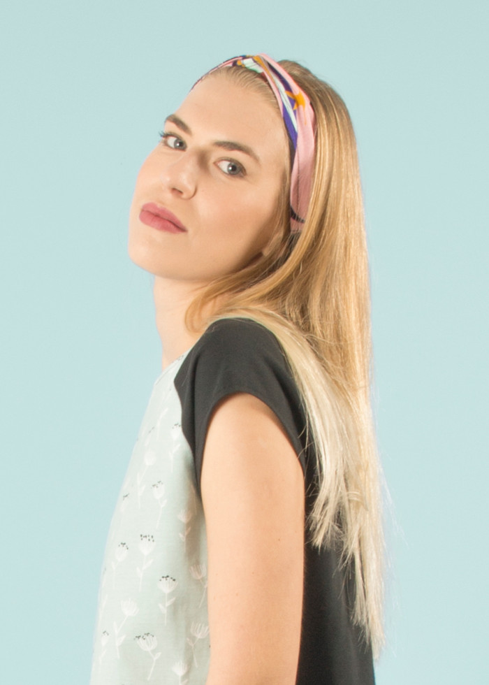 Bandeau cheveux turban bohème chic romantique de qualité. Headband extensible imprimé rose. Marque éthique vegan made in France