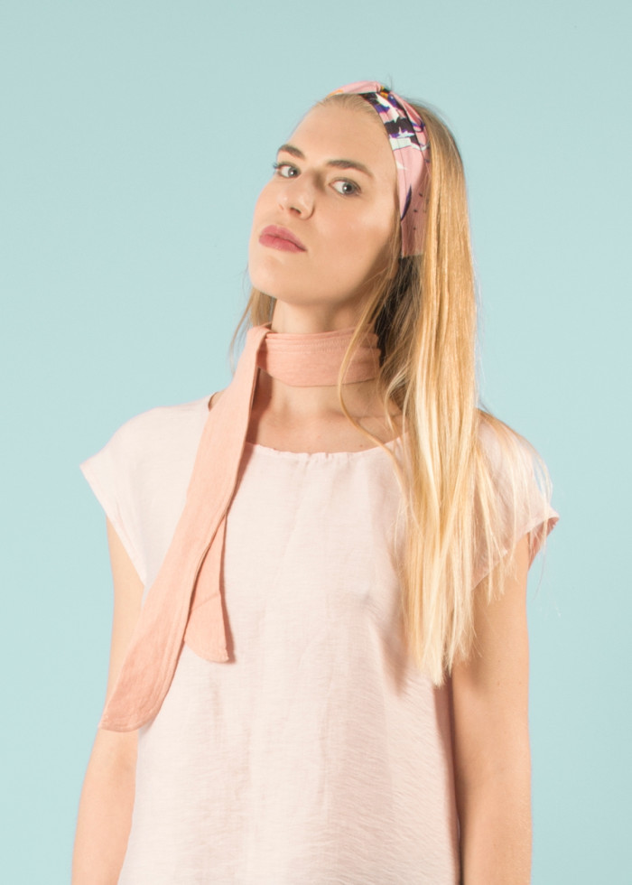 Bandeau cheveux turban bohème chic romantique de qualité. Headband extensible imprimé rose. Marque éthique vegan made in France