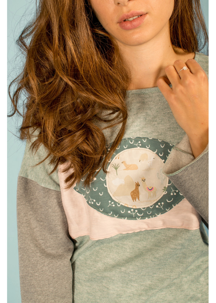 Pull vegan Aurore à motif oeil bleu pastel upcyclé éco-responsable fabriqué en France