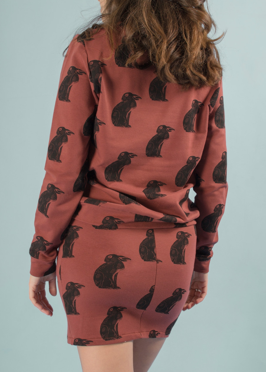 Jupe courte droite écologique en coton certifié oeko-tex brique motif lapin vegan made in France - Mode responsable et durable