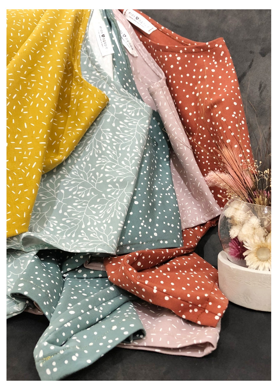 Top responsable en coton bio vegan jaune moutarde à motif confetti fabriqué en France