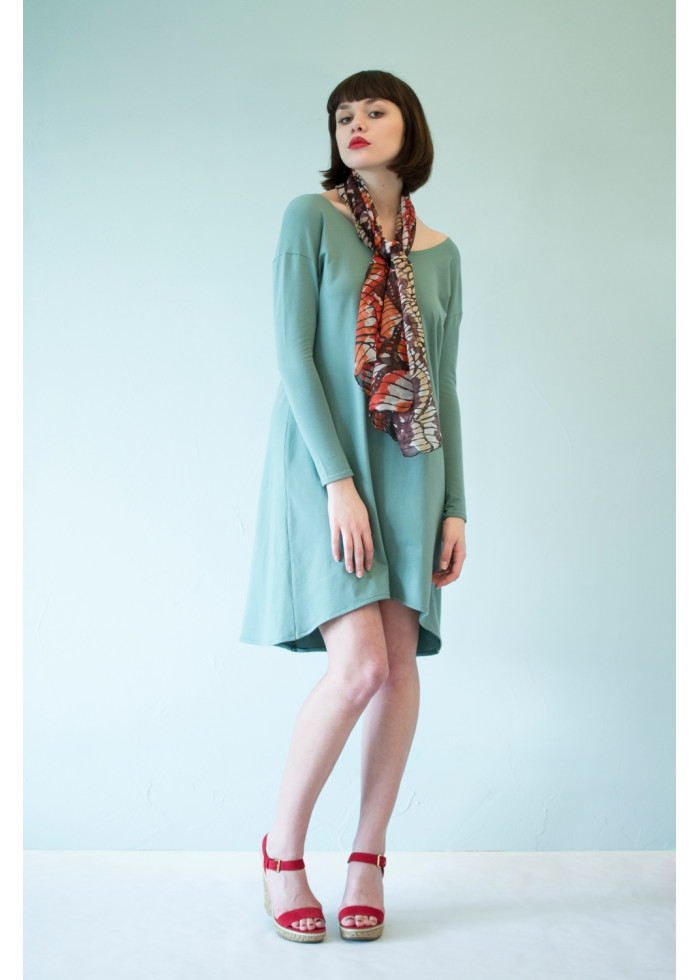 Foulard en mousseline de soie motif ailes de papillon