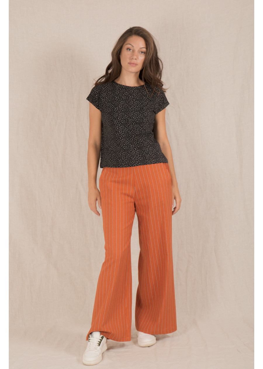 Top éco-responsable en coton bio fabriqué en france, matière naturelle vegan à motif confetti noir et blanc