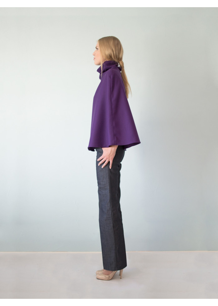 Cape Vanessa violette en flanelle de pure laine doublée en bambou