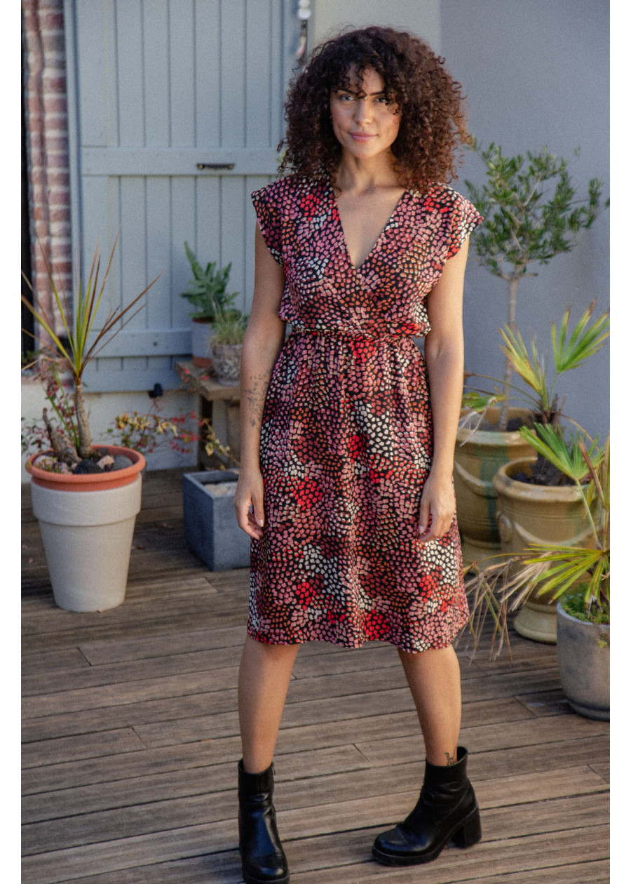 Robe fluide cache coeur colorée au motif de mosaïque floral en soie vegan oeko-tex made in France - Marque responsable