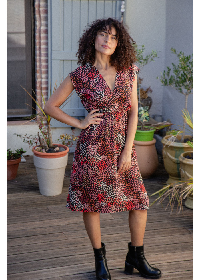 Robe fluide cache coeur colorée au motif de mosaïque floral en soie vegan oeko-tex made in France - Marque responsable