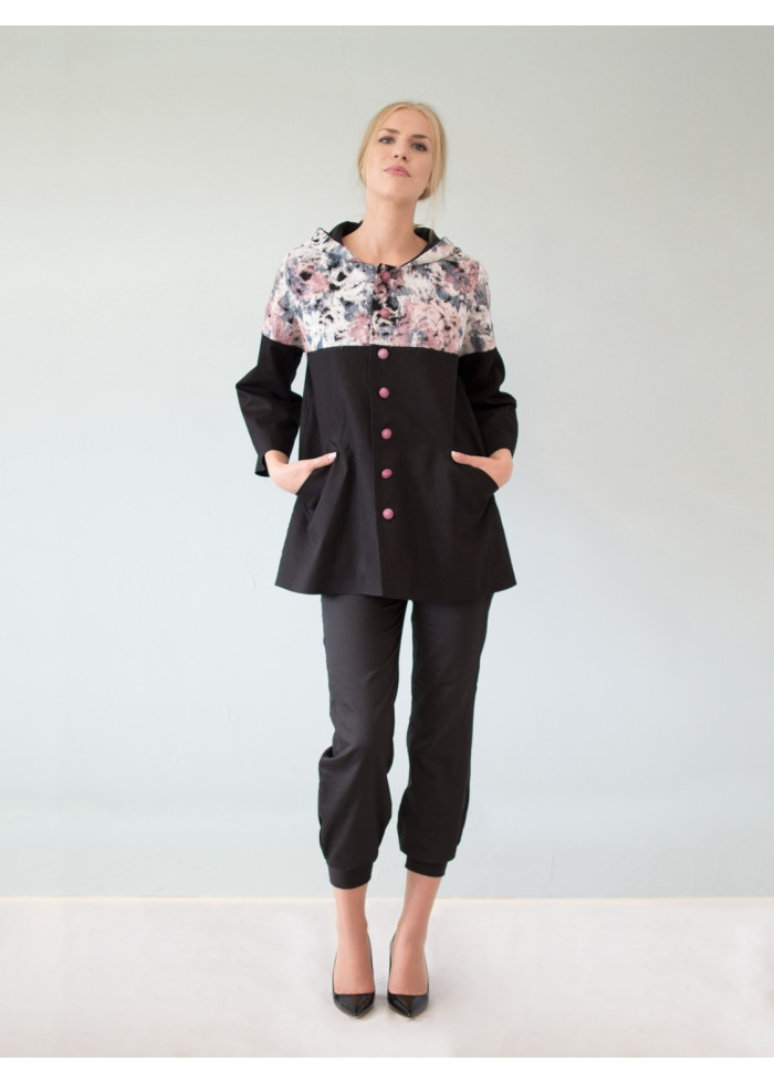 Manteau à Capuche Victoria en laine brodée colorée et popeline noire