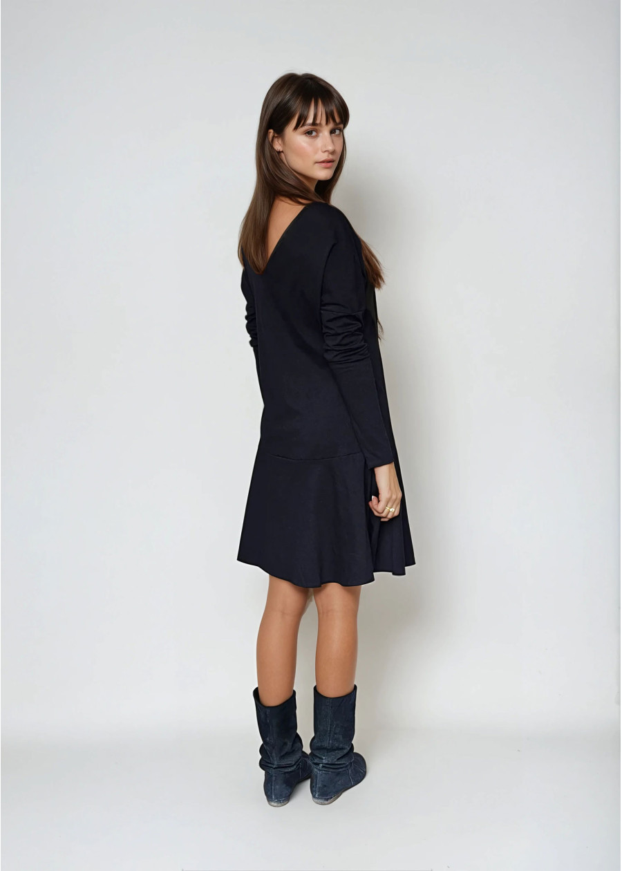 Petite robe noire Athéna dos nu longueur au genoux en coton bio petite et grande taille - mode éthique artisanat français