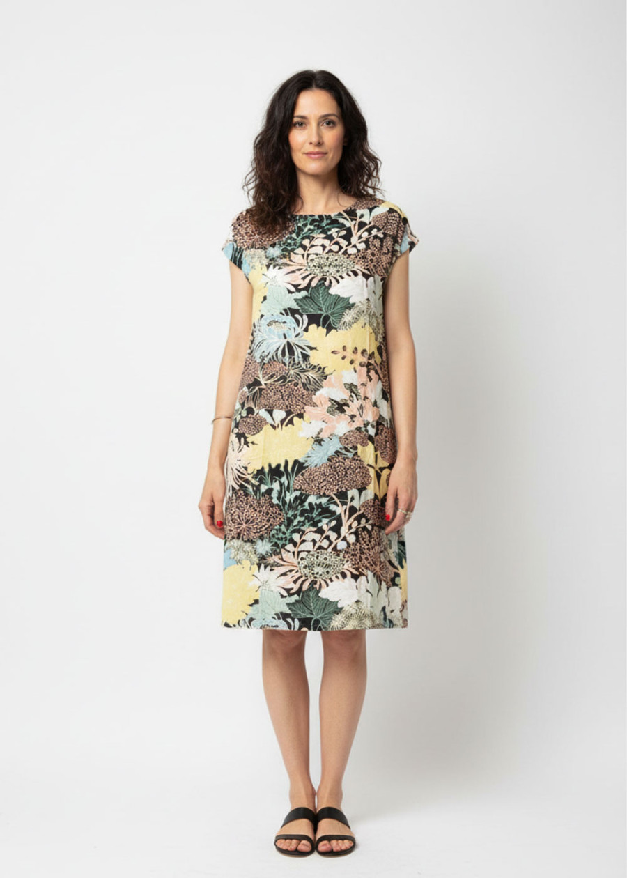 Robe droite courte à imprimé floral en LENZING ECOVERO, tissu fluide chic vegan écologique made in France - Marque responsable