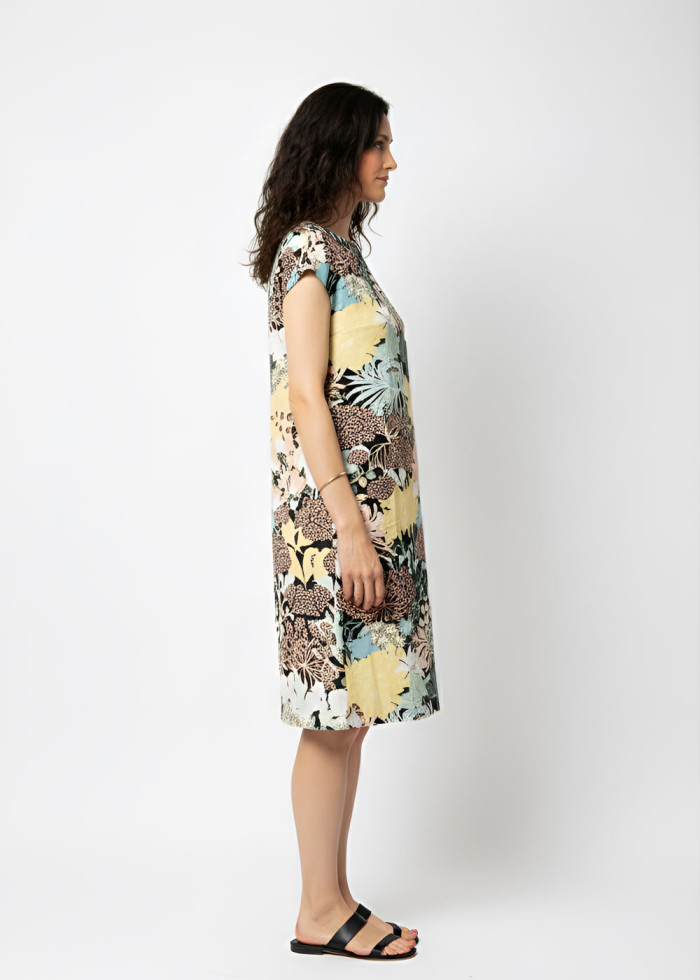 Robe droite courte à imprimé floral en LENZING ECOVERO, tissu fluide chic vegan écologique made in France - Marque responsable