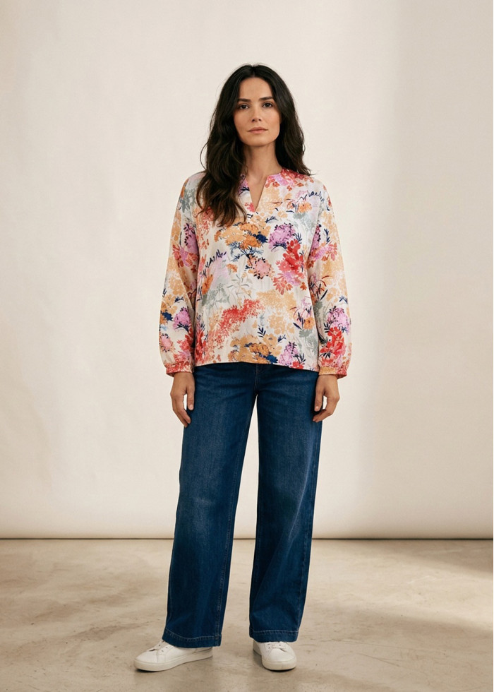 Blouse fluide ample colorée en tencel Ecovero imprimé floral sauvage, soie vegan écologique - Marque made in France