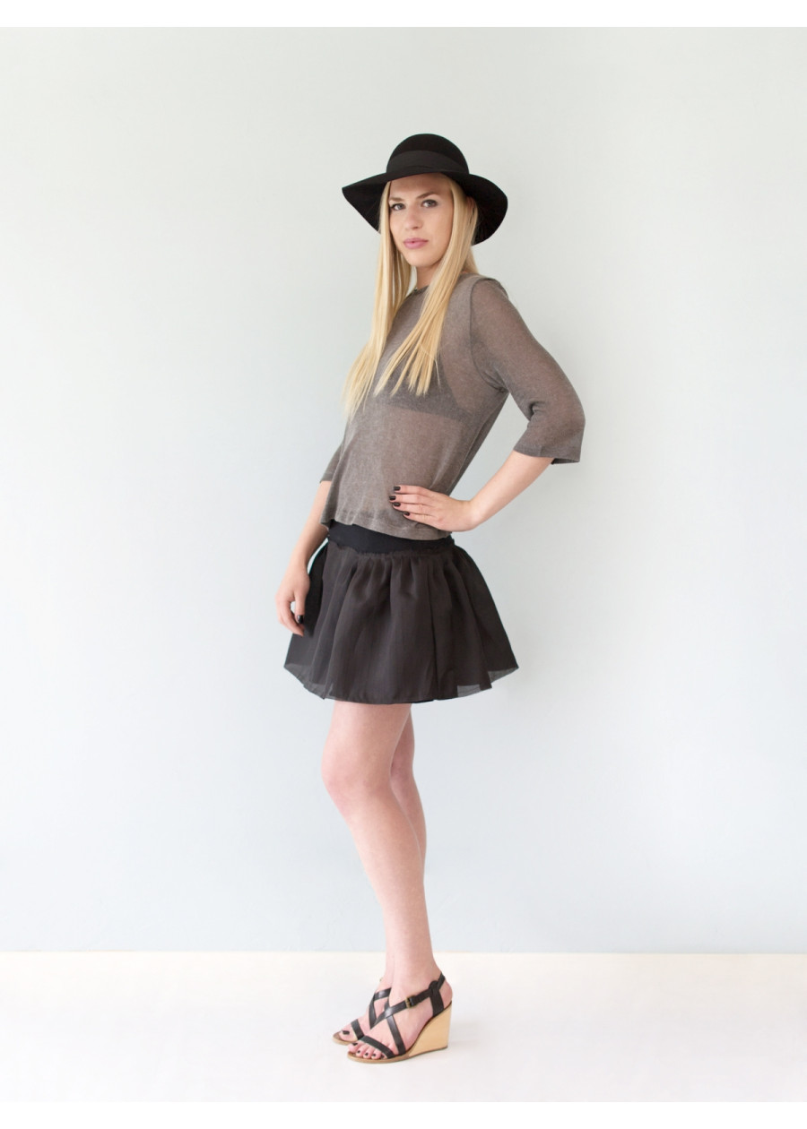 Top Lucia transparent dos en organza soie noire maille de pure laine grise