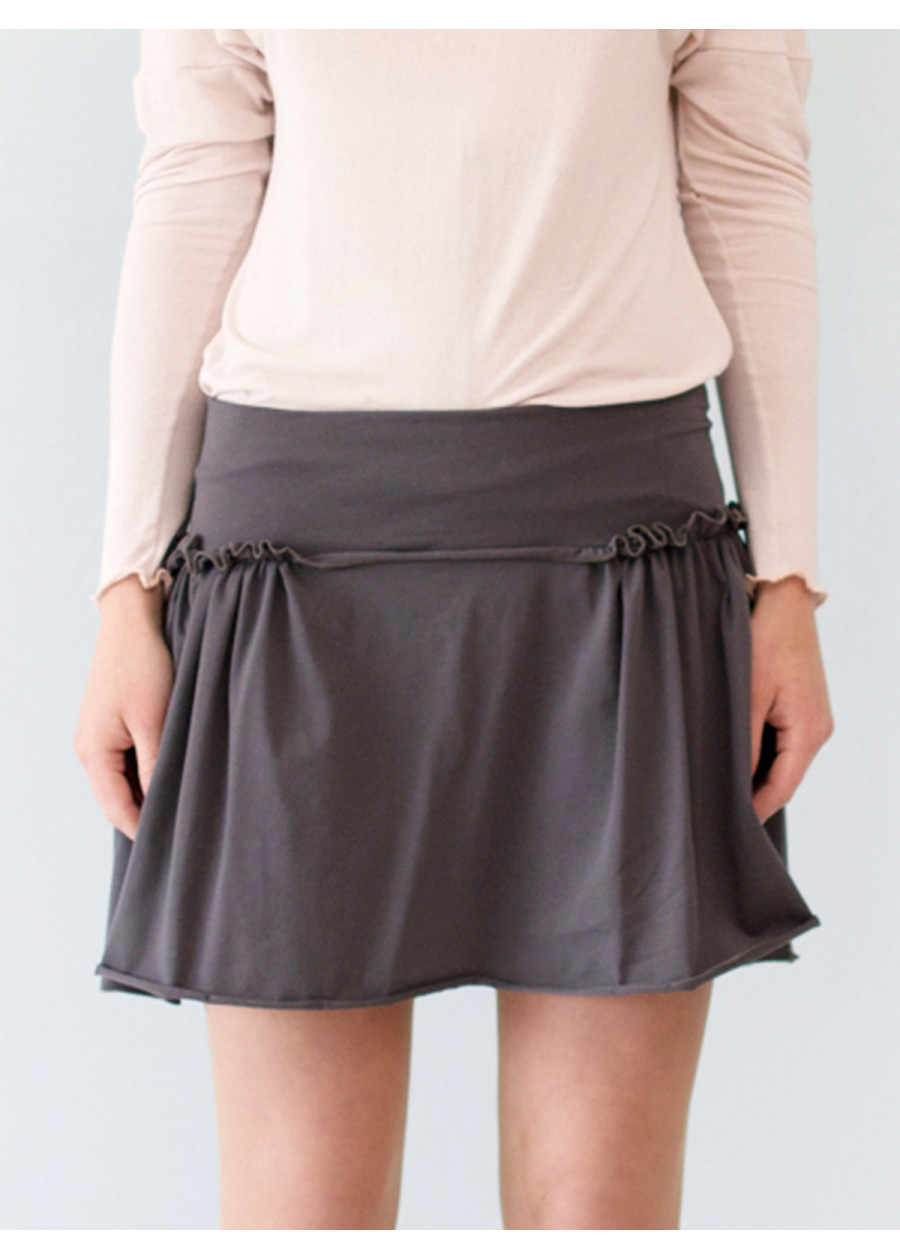 Jupe courte Sylvia froncée en coton bio gris souris fabriquée en France