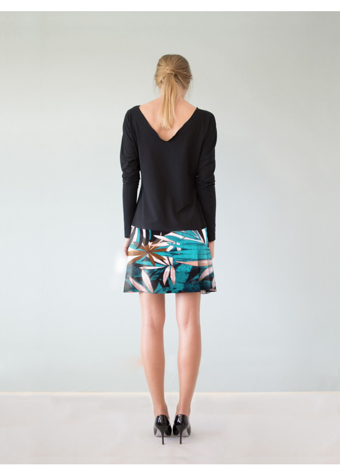 Robe dos nu en coton bio et bambou imprimé feuille noir bleu vert. Mode éthique femme éco-responsable vegan fabriqué en France